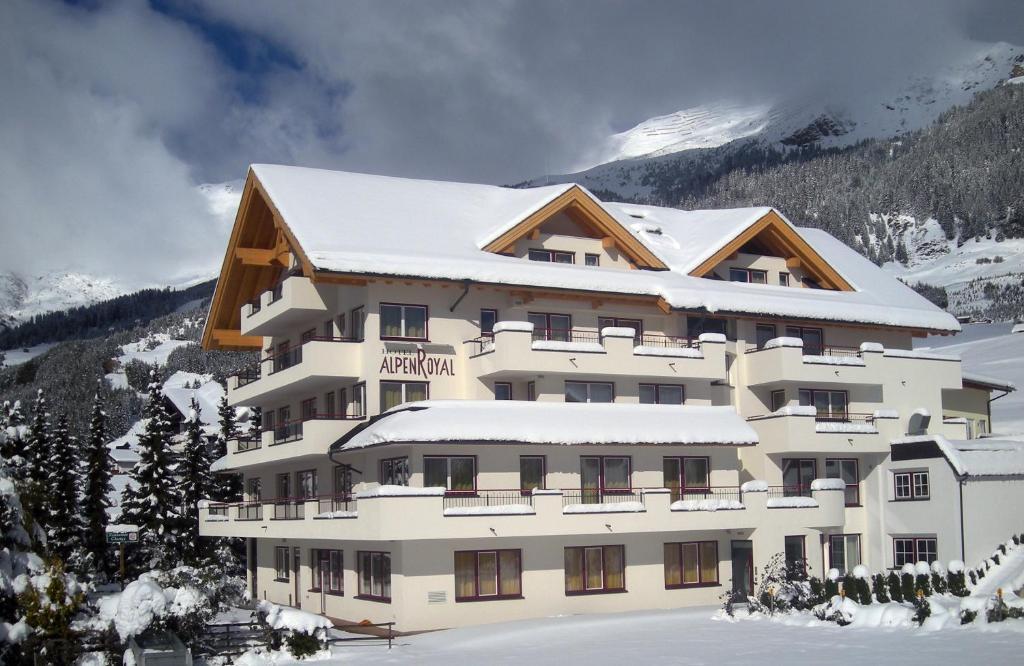 Hotel Alpenroyal Fiss Eksteriør bilde